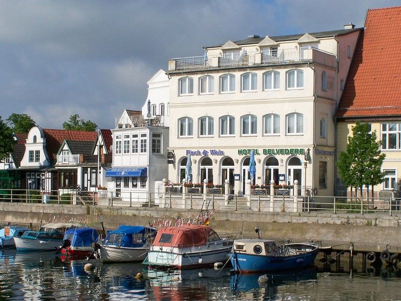 Hotel Belvedere Rostock Buitenkant foto
