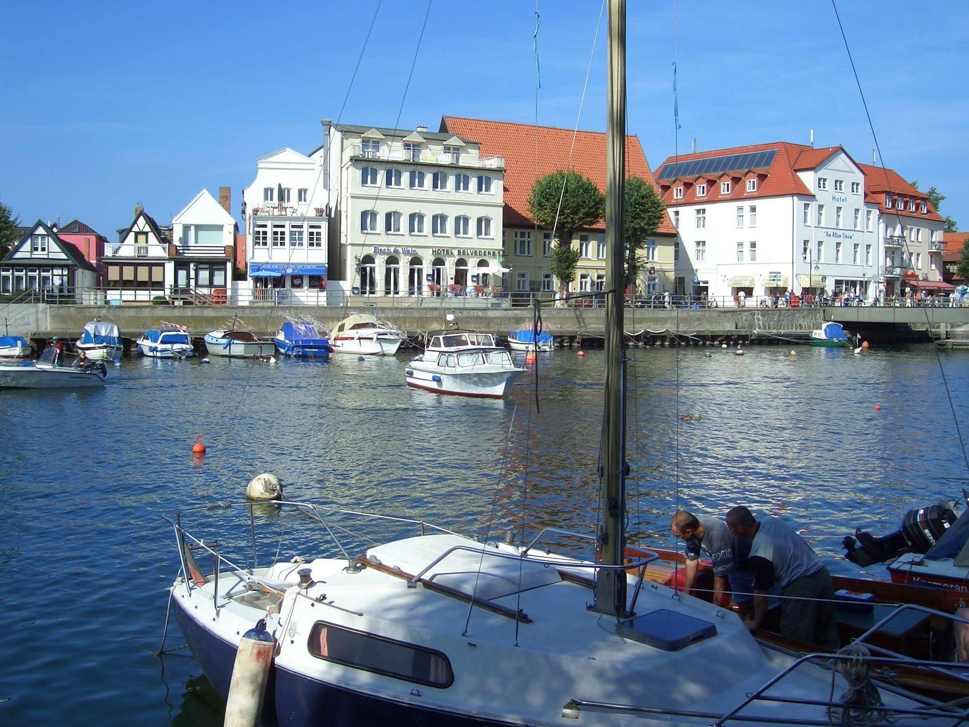 Hotel Belvedere Rostock Buitenkant foto
